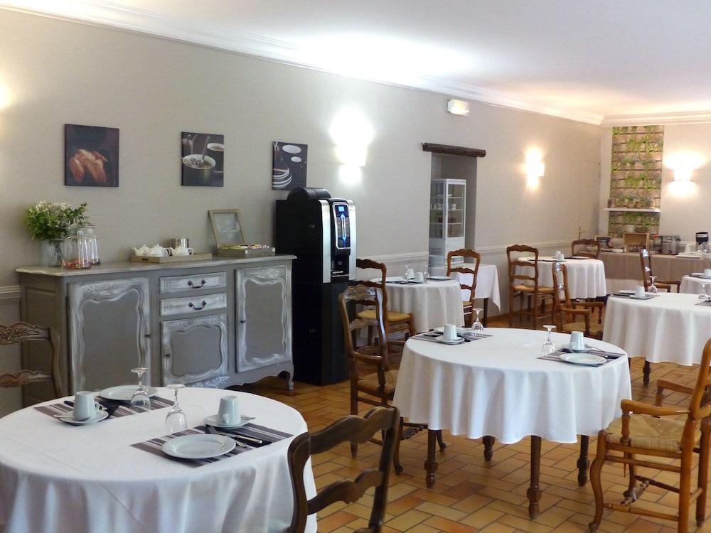 Logis Hotel La Sommellerie Шатонёф-дю-Пап Экстерьер фото