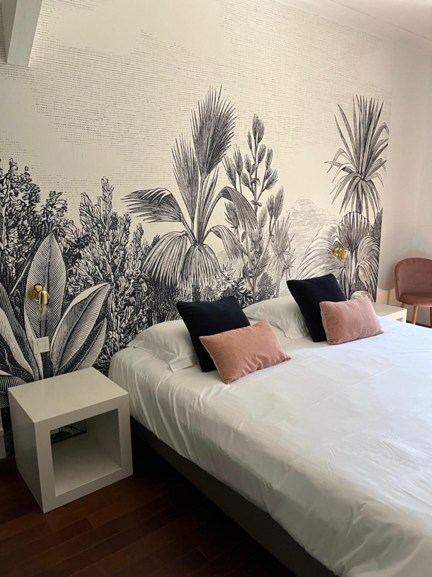 Logis Hotel La Sommellerie Шатонёф-дю-Пап Экстерьер фото