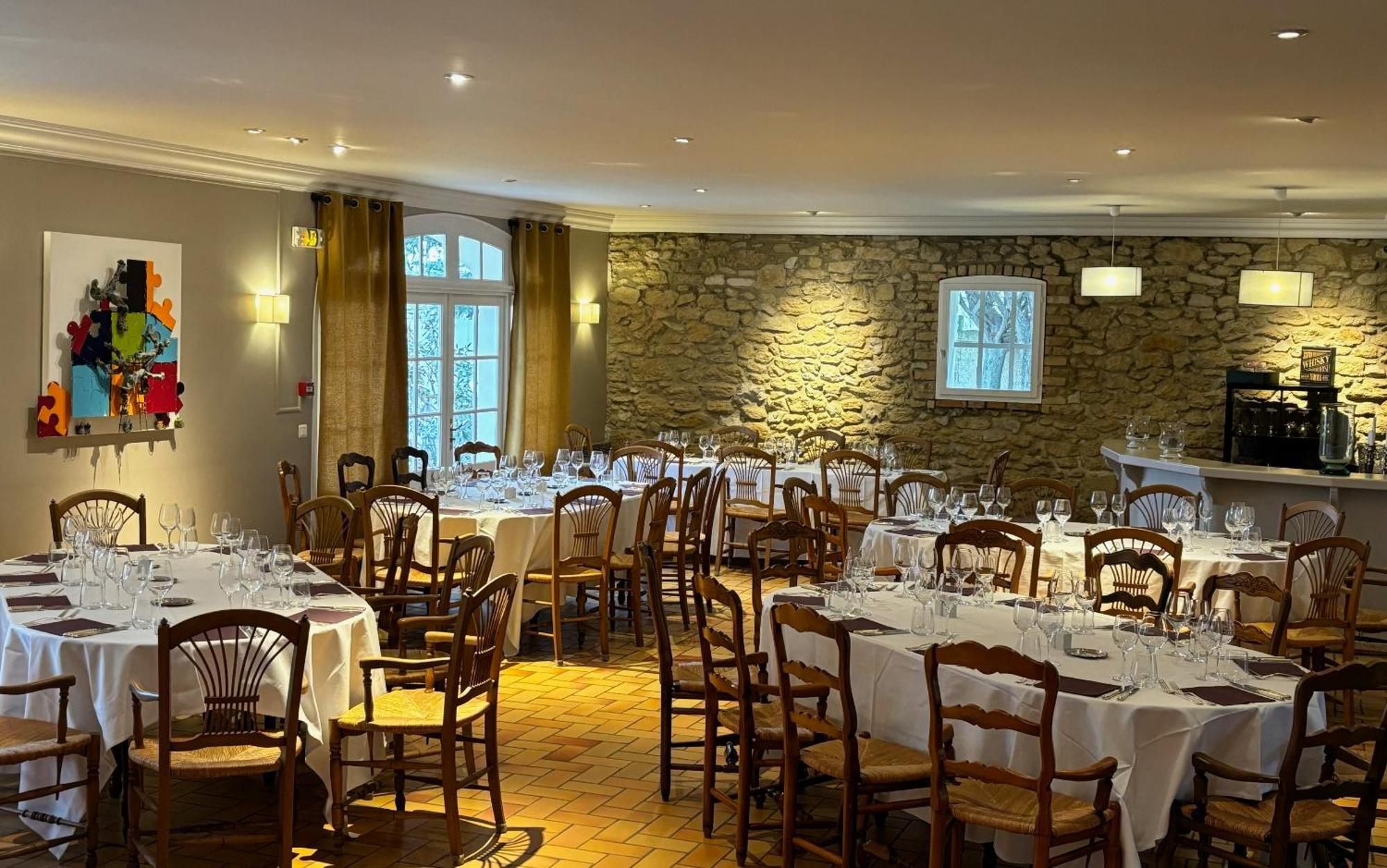 Logis Hotel La Sommellerie Шатонёф-дю-Пап Экстерьер фото