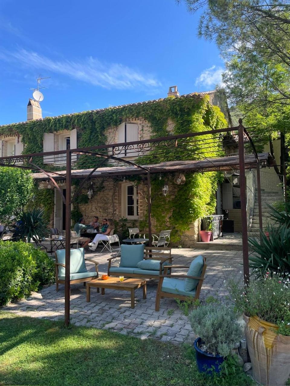 Logis Hotel La Sommellerie Шатонёф-дю-Пап Экстерьер фото